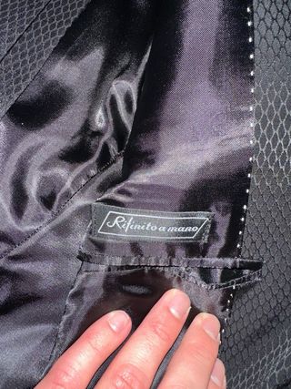 Abito elegante nero taglia 48 rifinito a mano