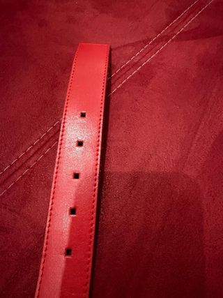 Cinturón Versace Rojo Hebilla Metálica