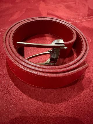 Cinturón Versace Rojo Hebilla Metálica