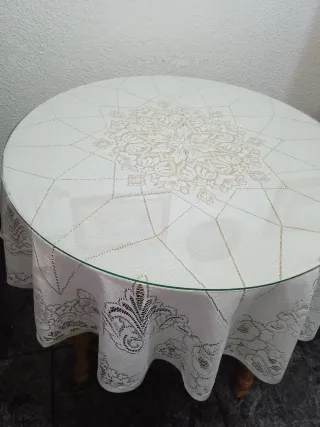 Mesa redonda extensible madera y cristal