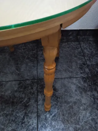 Mesa redonda extensible madera y cristal