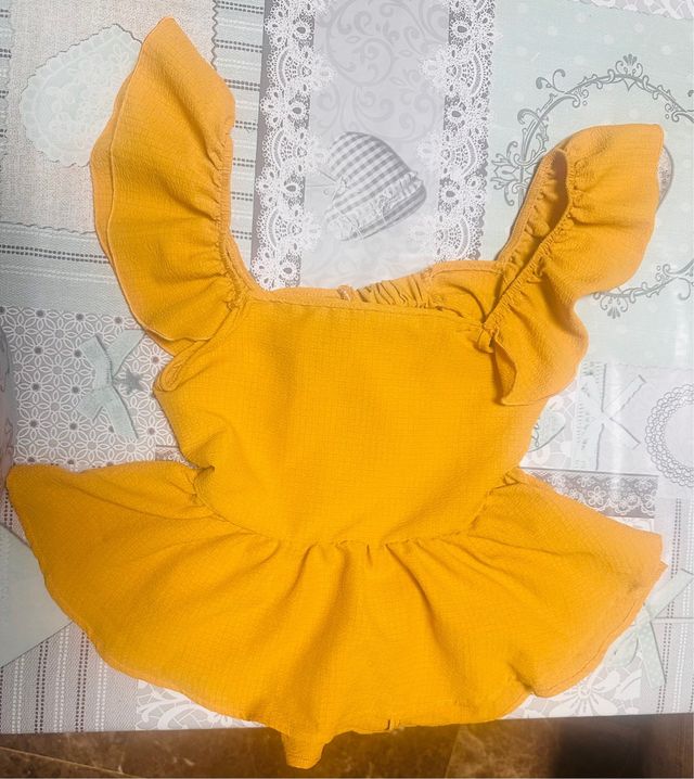 Camiseta niña espalda descubierta T12