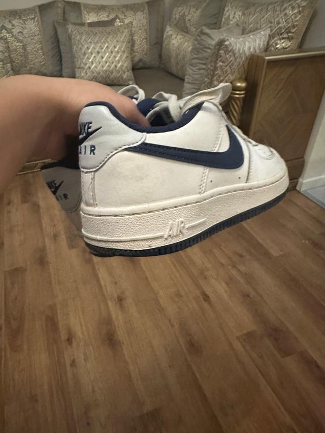 Zapatillas Nike Air Force 1 Blancas y Azules