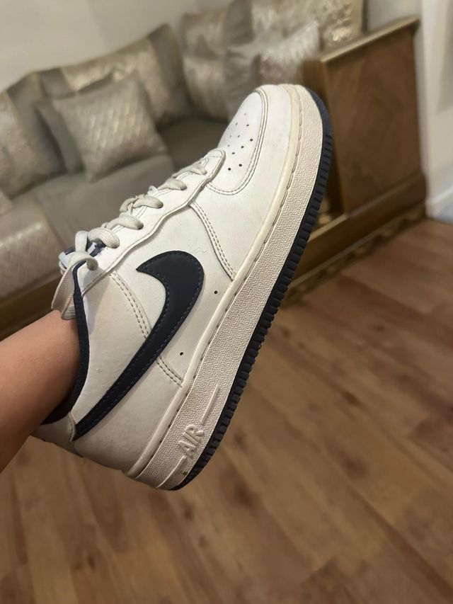 Zapatillas Nike Air Force 1 Blancas y Azules