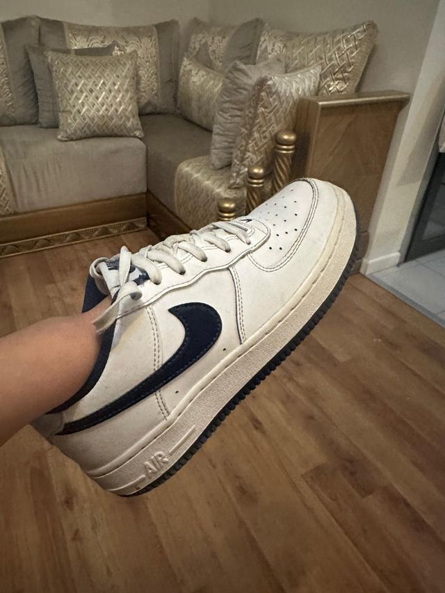 Zapatillas Nike Air Force 1 Blancas y Azules