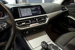 BMW Serie 3   320d Auto.