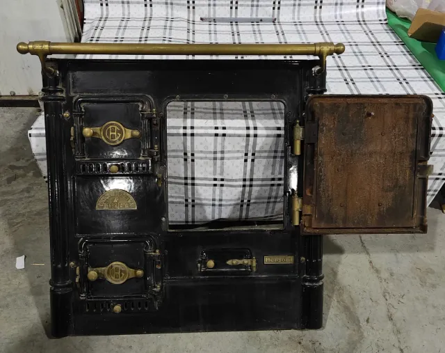 Frontal Bilbaina Hergom Negra y Dorada