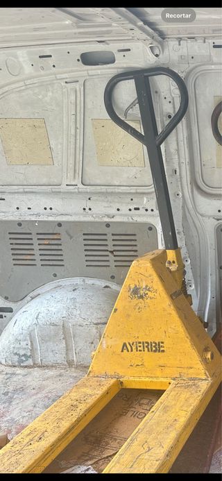 Transpaleta Manual AYERBE 2500 kg