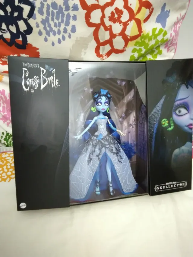 Monster High novia cadáver