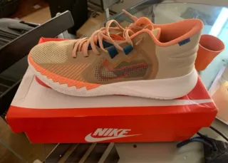 Zapatillas Baloncesto Nike Beige/Naranja