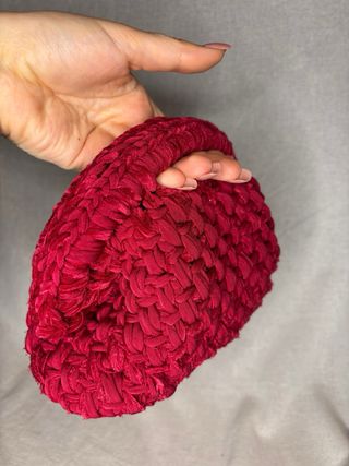 Borsa uncinetto clutch rosso ciliegia