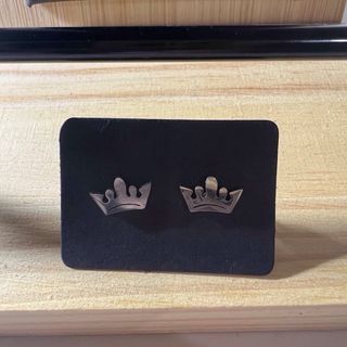 Pendientes corona plata