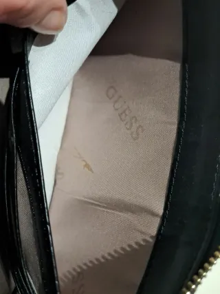 Cartera Guess Negra Cremallera