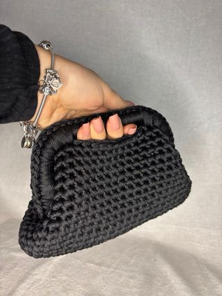 Borsa clutch uncinetto nera