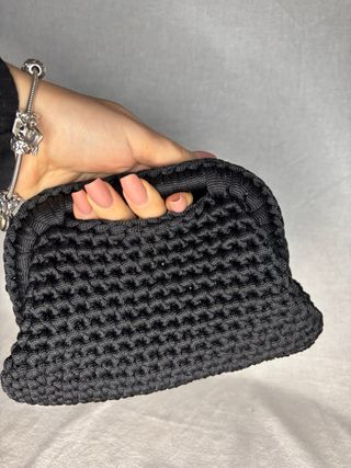 Borsa clutch uncinetto nera