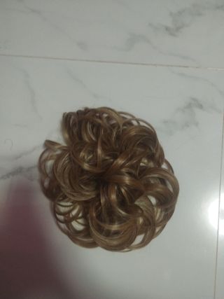 Goma con pelo postizo Rubio