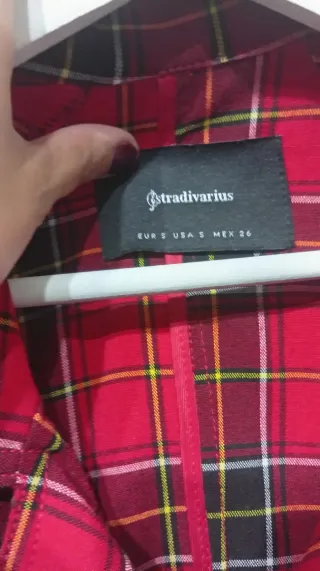 Gabardina cuadros oversize Stradivarius Talla S
