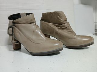 Botines piel T/39 seminuevos