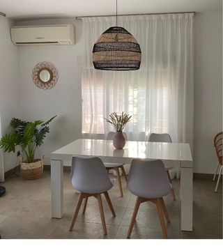 Mesa extensible blanca