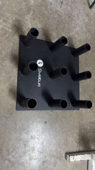 Soporte SVELTUS para barras olímpicas