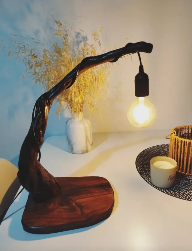 Lámpara artesanal árbol