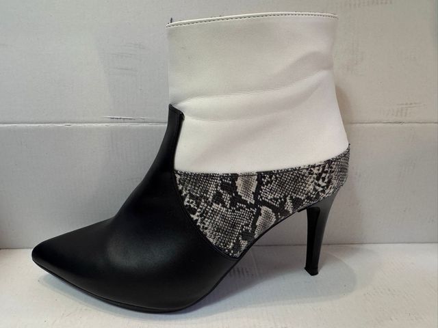 Botas tacón estampado serpiente