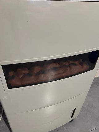 aire acondicionado ,calefactor,beige con ruedas