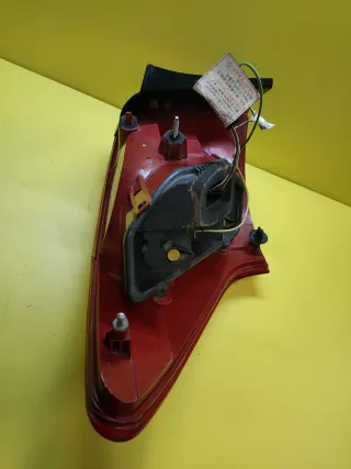 PILOTO TRASERO DERECHO PEUGEOT 407SW LED