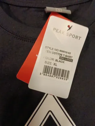 Camiseta Peak Talla XL Negra