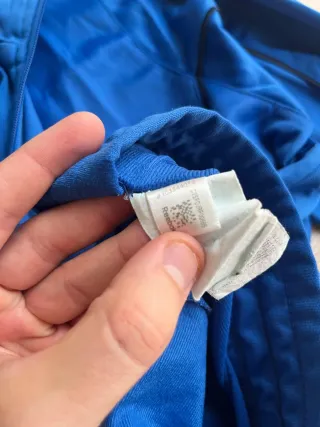 Chaqueta deportiva Reebok azul marino