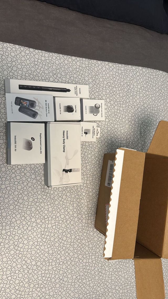 Insta360 X4 Air Pack Motero Sin Abrir