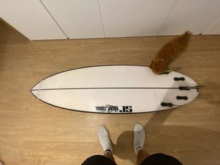 Tabla de surf JS Industries  5,10 x 19 1/4 29,1L