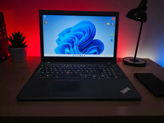 Lenovo Thinkpad 15.6 i5 32GB RAM Win11