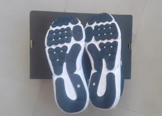 UNDER ARMOUR - talla 40'5