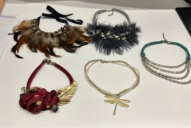 Lote 10 collares variados