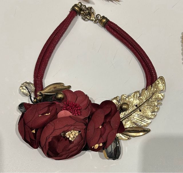 Lote 10 collares variados