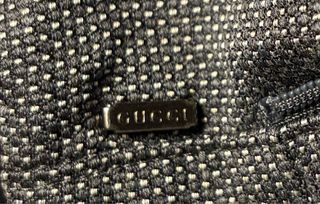 Traje Gucci Gris Perla Dos Piezas