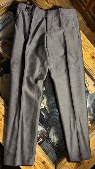 Traje Gucci Gris Perla Dos Piezas