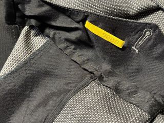 Traje Gucci Gris Perla Dos Piezas