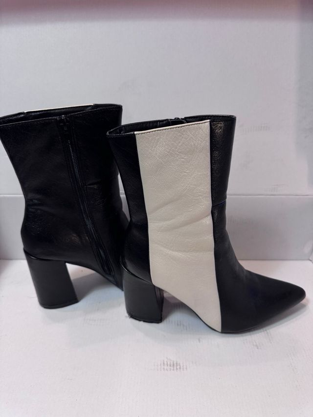 Botas Marypaz tacón medio-alto negras