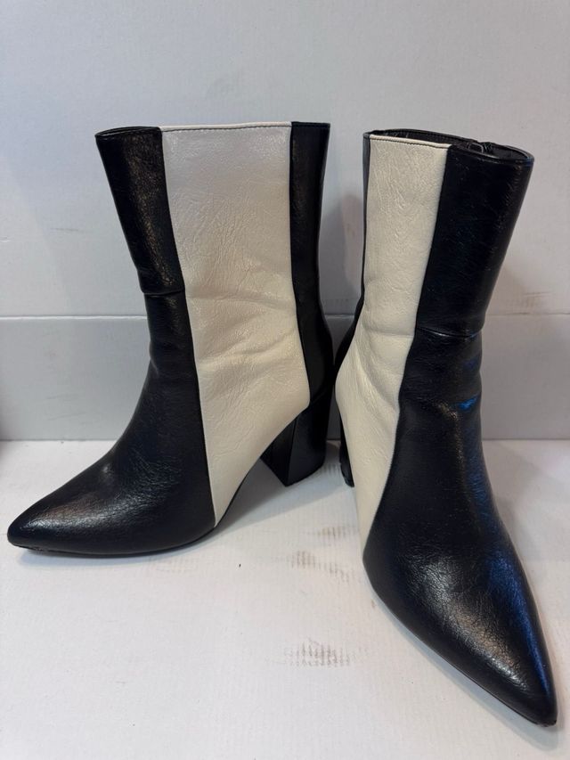 Botas Marypaz tacón medio-alto negras