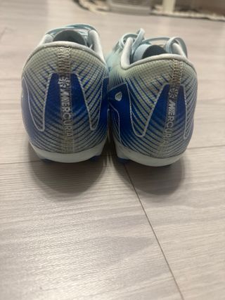 Botas fútbol. Nike Mercurial Vapor 16 Academy 37,5