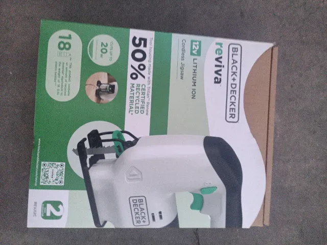 Sierra de calar Black+Decker Reviva 12V