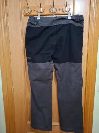 Pantalón largo trekking