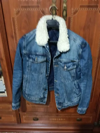 Chaqueta vaquera con forro de borrego