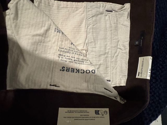 Pantalón Dockers California Khaki Slim Fit W38L32