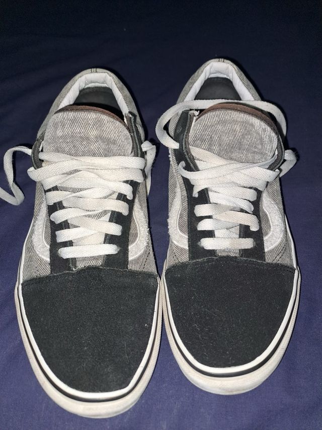 Zapatillas Vans Negras y Grises