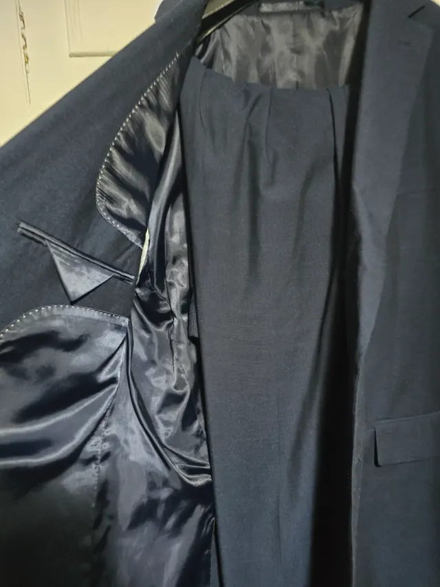 Traje DiBye azul marino 56-48