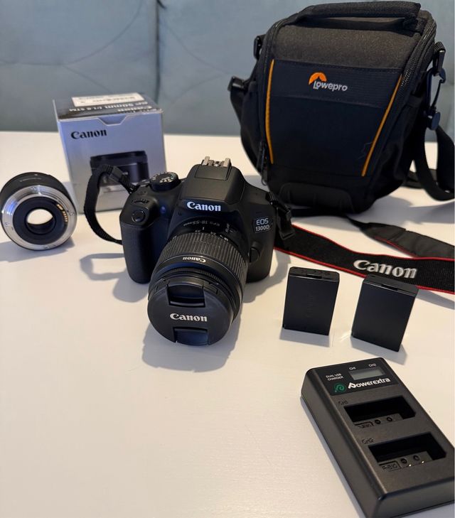 Cámara Canon EOS 1300D + Kit de Accesorios