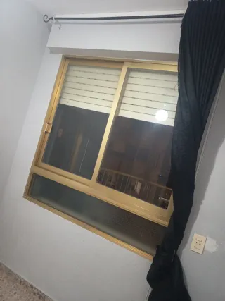 Ventana corredera 140x145 con persiana